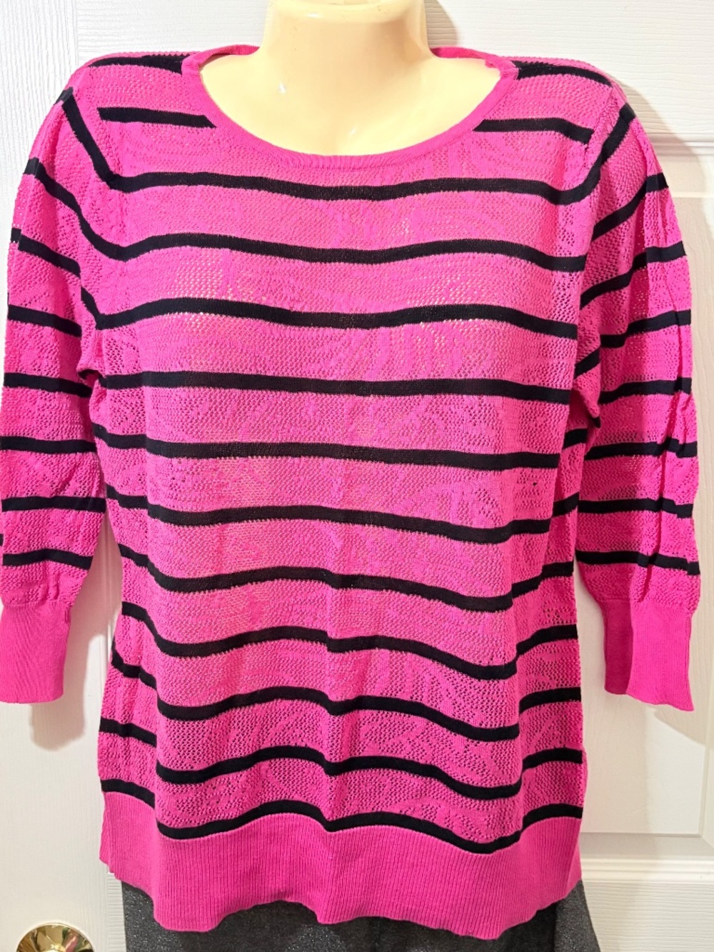 CABLE & GAUGE Pink Black Striped Long Sleeve Pullover Crew Neck Knit Top L - Picture 2 of 9